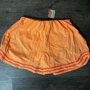 Super cute free people shorts!! Women’s XS
